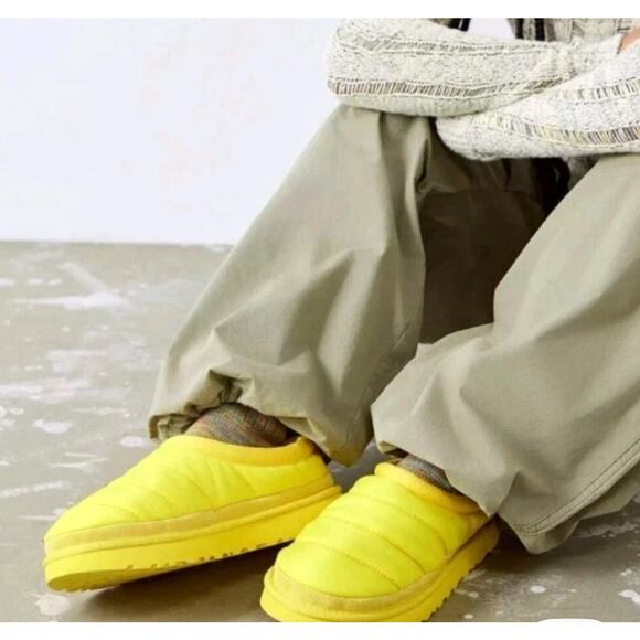 UGG Tasman LTA Slippers in Yellow Tone Women's Size 7 - Picture 1 of 12